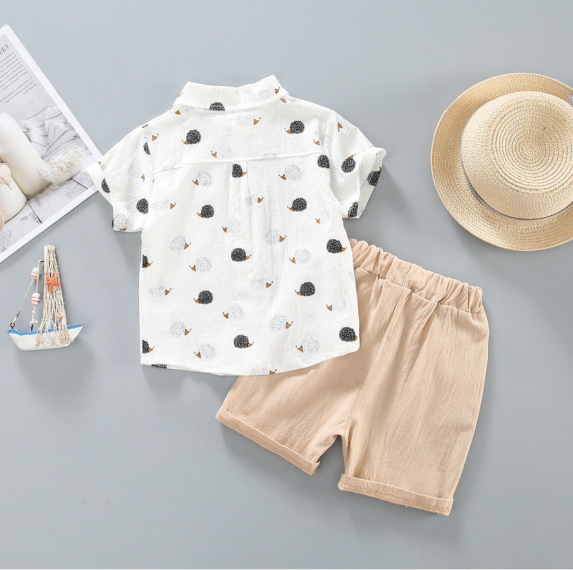 Cute porcupine collared top with khaki pants ☀️