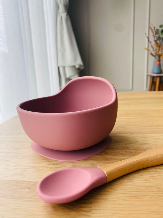 Food bowl 🥣 with matching spoon! 🔆 -Pink