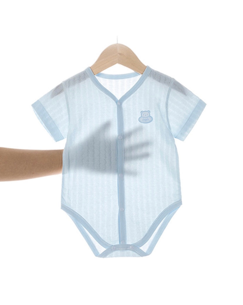 Breathable baby in blue!