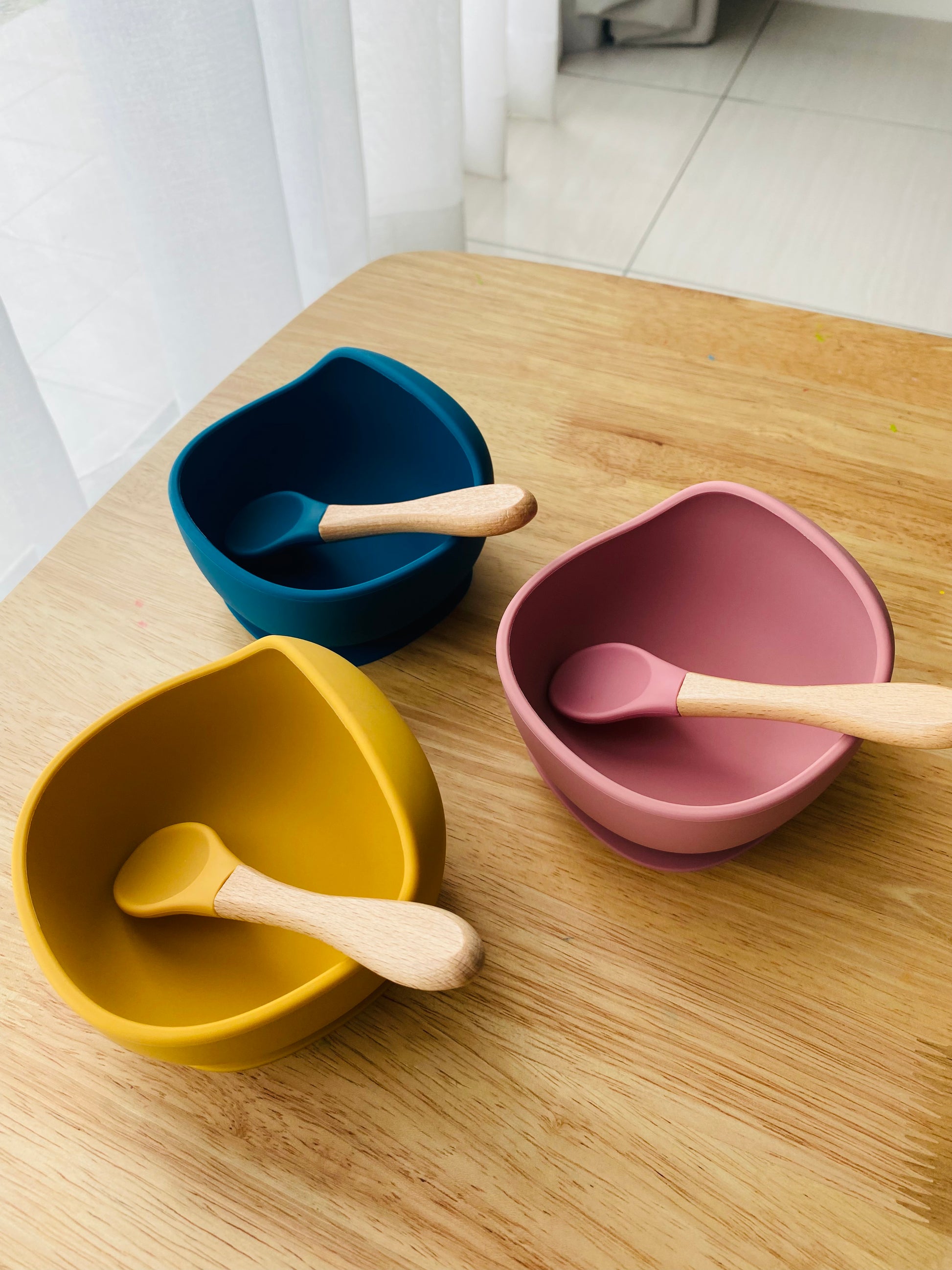 Food bowl 🥣 with matching spoon! 🔆 - Yellow – littlepinkskies